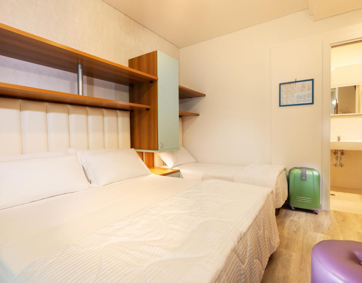 Hotel Castellucci Bellaria-Igea Marina Buitenkant foto